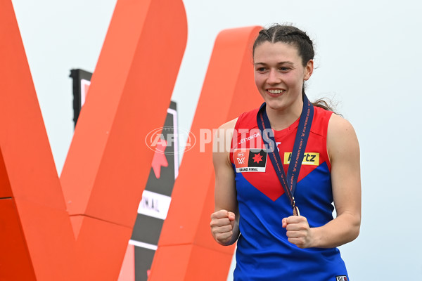 AFLW 2022 S7 Grand Final - Brisbane v Melbourne - A-802461