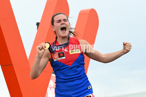 AFLW 2022 S7 Grand Final - Brisbane v Melbourne - A-802467