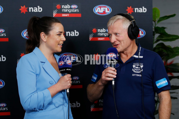 AFL 2022 Media - NAB AFL Draft - A-823664