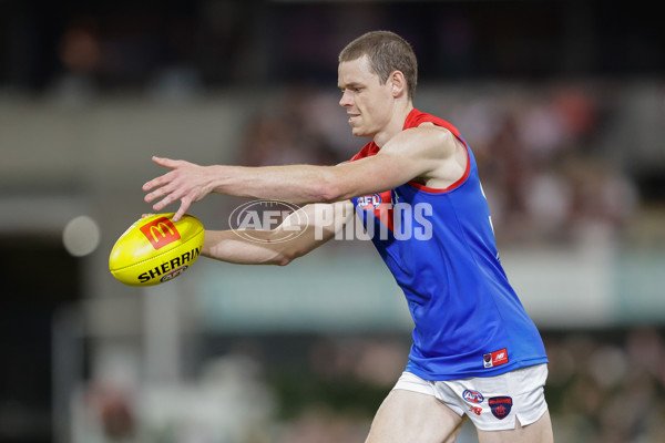 AFL Rd 2 - Brisbane v Melbourne - A-960216