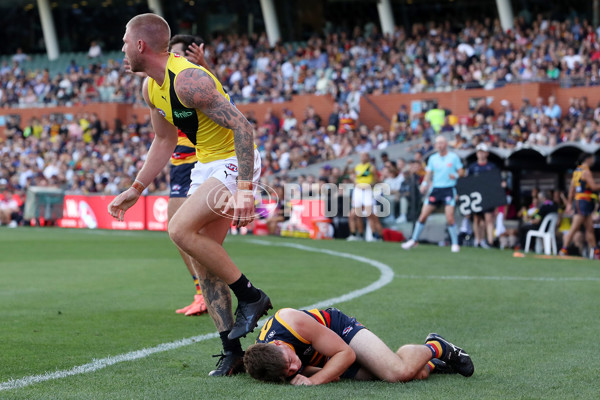 AFL Rd 2 - Adelaide v Richmond - A-972314