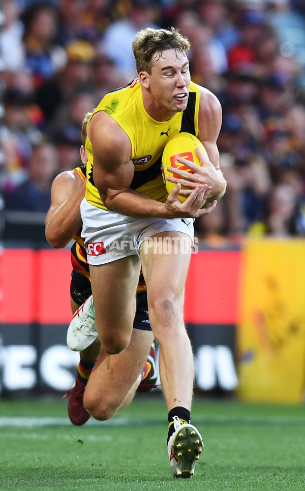 AFL Rd 2  - Adelaide v Richmond - A-978284