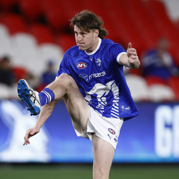 North Melbourne V Western Bulldogs